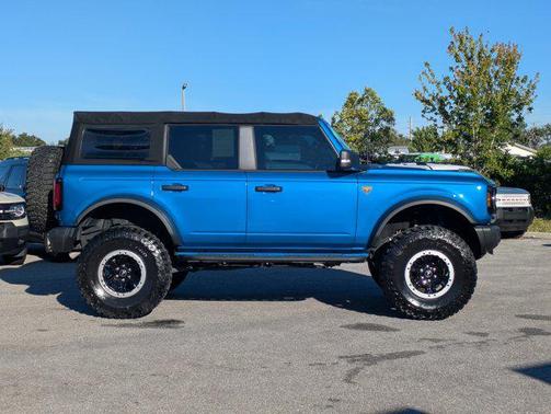 2022 Ford Bronco Badlands