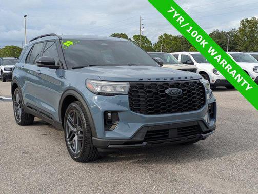 2025 Ford Explorer ST-Line
