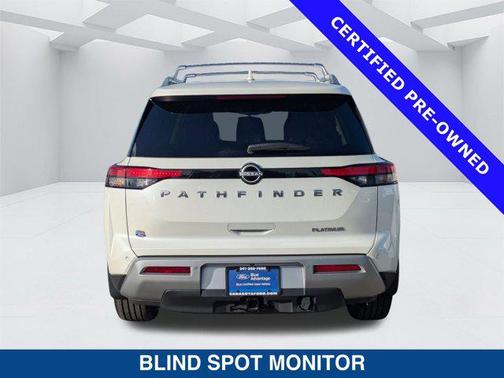 2023 Nissan Pathfinder Platinum FWD