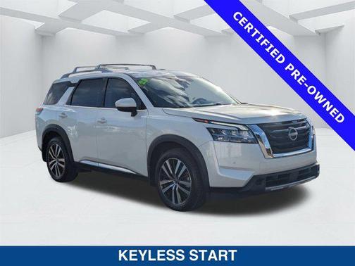 2023 Nissan Pathfinder Platinum FWD