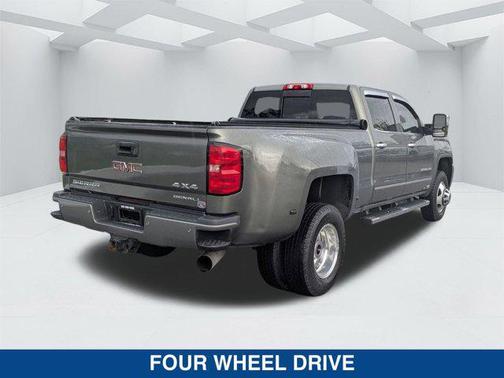 2017 GMC Sierra 3500 Denali