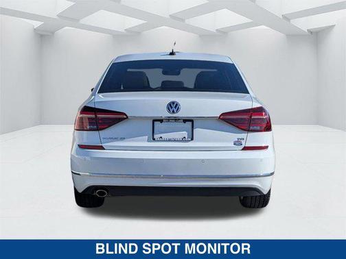 2018 Volkswagen Passat 2.0T SE