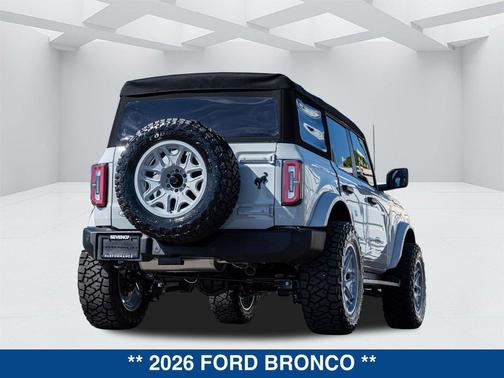AVALANCHE GRAY 2026 Ford Bronco Outer Banks