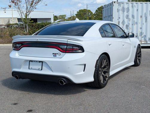 2016 Dodge Charger SRT Hellcat