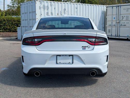 2016 Dodge Charger SRT Hellcat