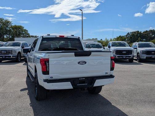 2025 Ford F-150 Lightning Flash