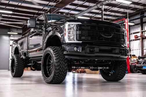 AGATE BLACK 2025 Ford F-350 XLT