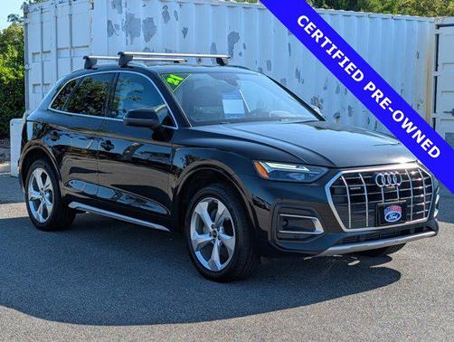 Brilliant Black 2021 Audi Q5 45 Premium Plus