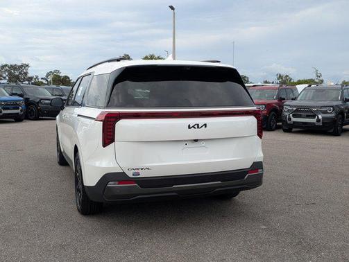 2025 Kia Carnival SX Prestige