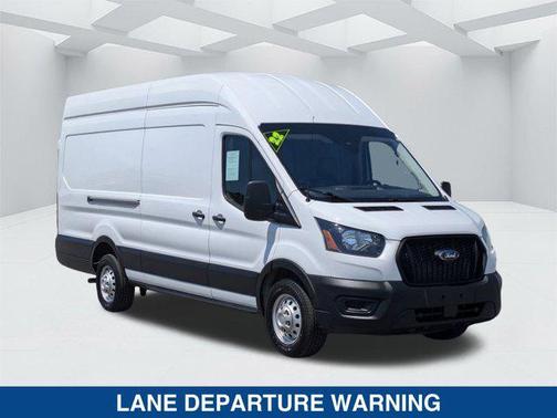 2022 Ford Transit-250 Base