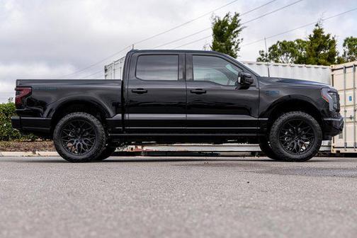 AGATE BLACK METALLIC 2025 Ford F-150 Lightning Platinum