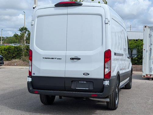 OXFORD WHITE 2026 Ford Transit-250 Base