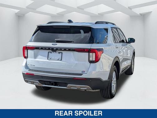 SPACE WHITE METALLIC 2026 Ford Explorer Active