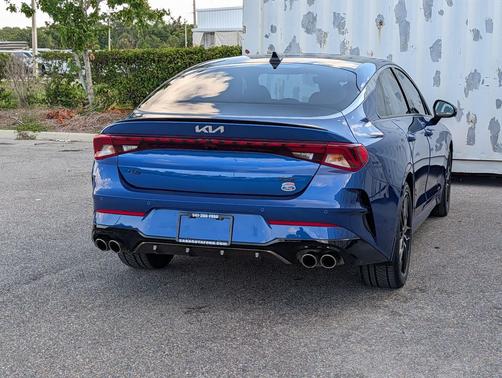 Sapphire Blue 2022 Kia K5 GT