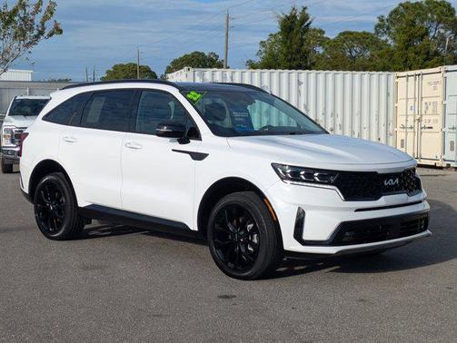 2022 Kia Sorento SX