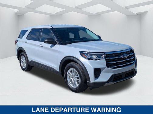 SPACE WHITE METALLIC 2026 Ford Explorer Active