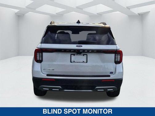 STAR WHITE MET TRI-COAT 2026 Ford Explorer Active