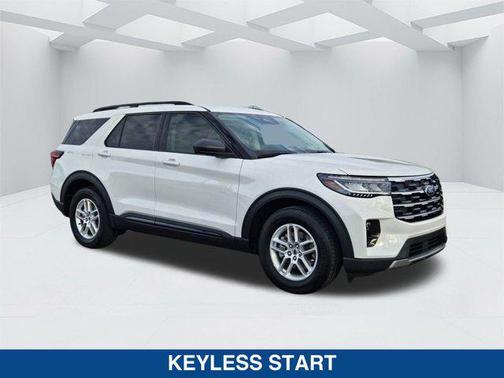 STAR WHITE MET TRI-COAT 2026 Ford Explorer Active