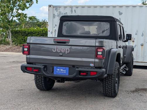 Granite Crystal Metallic Clearcoat 2020 Jeep Gladiator Rubicon