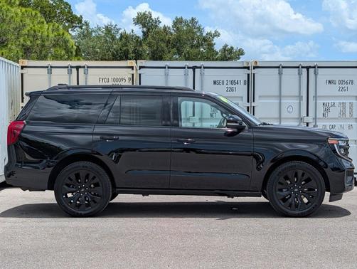 AGATE BLACK METALLIC 2025 Ford Expedition Platinum