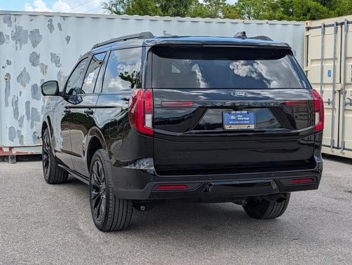 AGATE BLACK METALLIC 2025 Ford Expedition Platinum