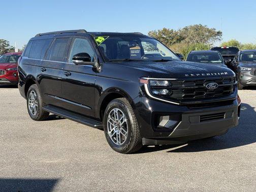 2025 Ford Expedition Max Active 4x4