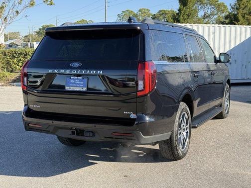 2025 Ford Expedition Max Active 4x4