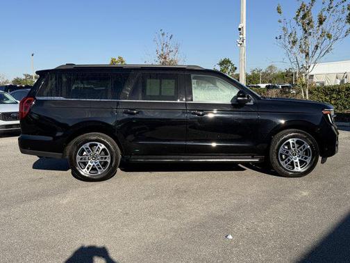 2025 Ford Expedition Max Active 4x4