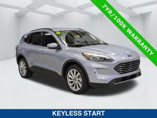 2022 Ford Escape Titanium