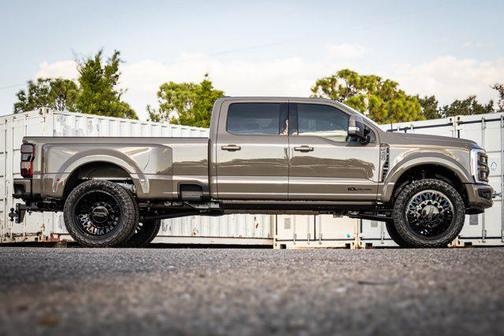 2026 Ford F-450 Platinum