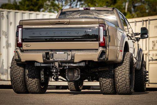 2026 Ford F-450 Platinum