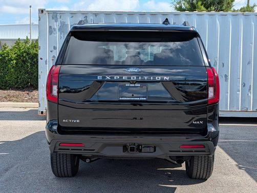 AGATE BLACK METALLIC 2026 Ford Expedition Max Active 4x2