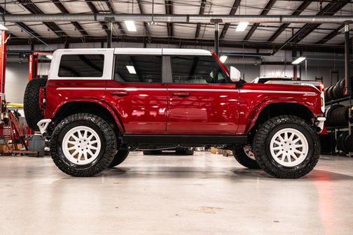 2025 Ford Bronco Heritage Edition