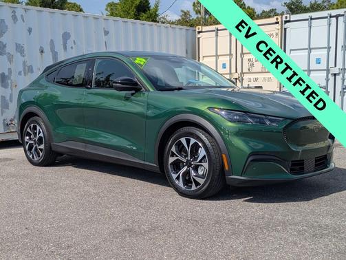 Eruption Green Metallic 2025 Ford Mustang Mach-E Select