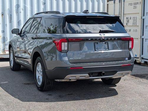 CARBONIZED GRAY METALLIC 2026 Ford Explorer Active