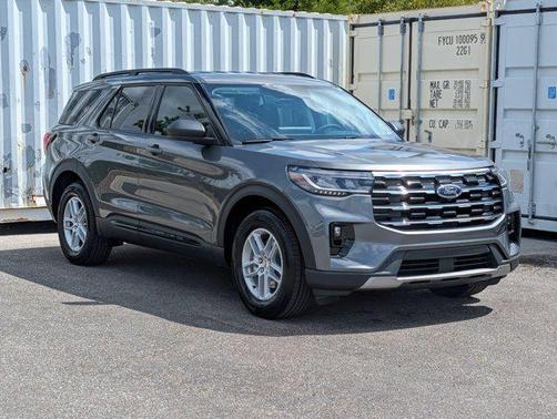CARBONIZED GRAY METALLIC 2026 Ford Explorer Active