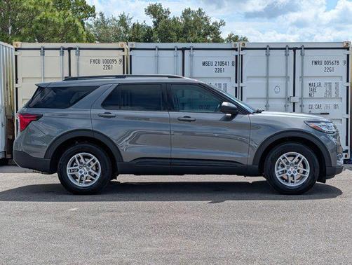 CARBONIZED GRAY METALLIC 2026 Ford Explorer Active