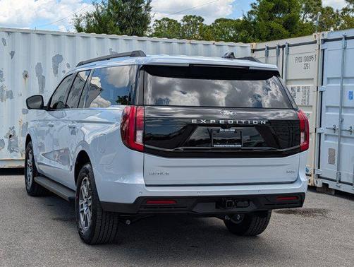 SPACE SILVER METALLIC 2026 Ford Expedition Max Active 4x2