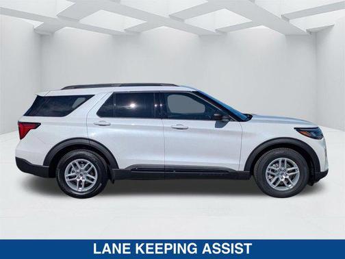 STAR WHITE MET TRI-COAT 2026 Ford Explorer Active