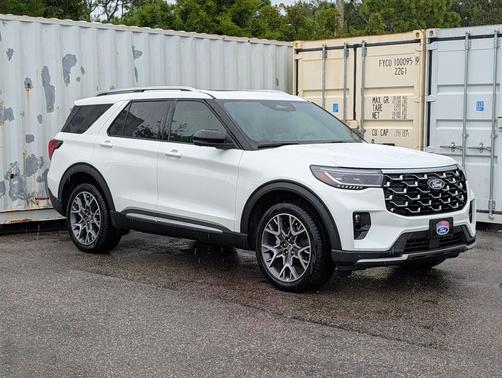 Star White Metallic Tri-Coat 2027 Ford Explorer Platinum