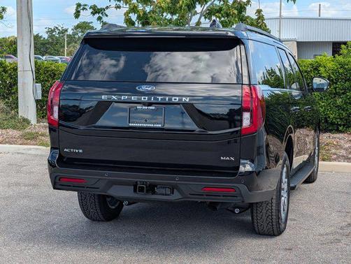 Agate Black Metallic 2026 Ford Expedition Max Active 4x4