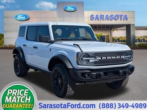 OXFORD WHITE 2026 Ford Bronco Badlands