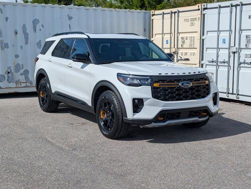 STAR WHITE MET TRI-COAT 2026 Ford Explorer Tremor