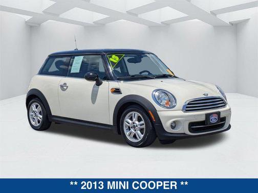 2013 MINI Hardtop Cooper