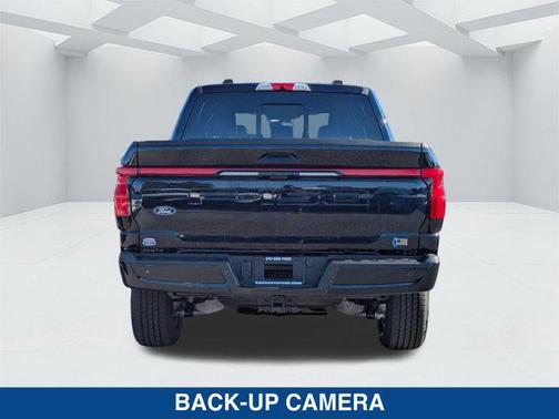 2025 Ford F-150 Lightning LARIAT