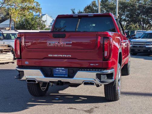 2025 GMC Sierra 1500 SLT