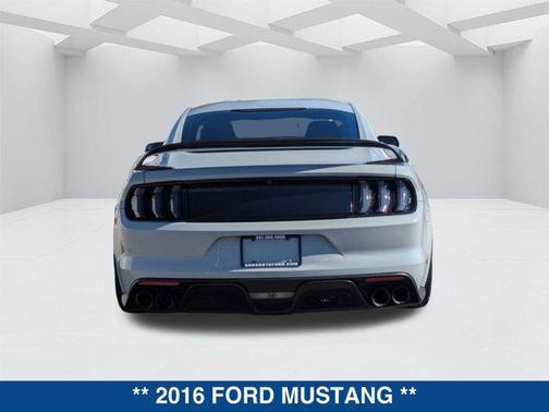 2016 Ford Shelby GT350 Base