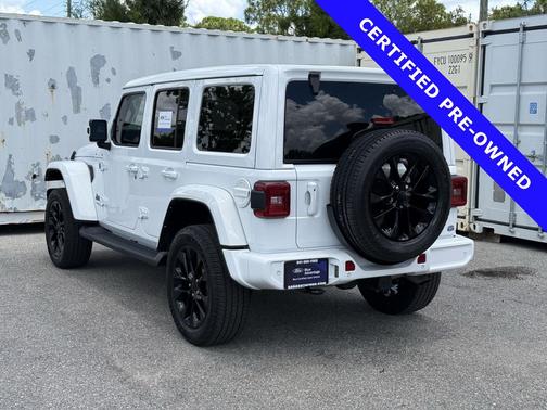 Bright White Clearcoat 2021 Jeep Wrangler Unlimited Sahara