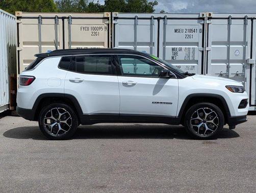 Bright White Clearcoat 2026 Jeep Compass Limited