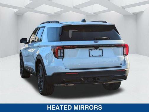 STAR WHITE MET TRI-COAT 2026 Ford Explorer ST-Line